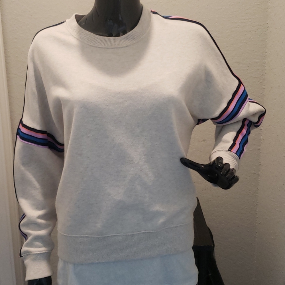 Sweatshirt Top